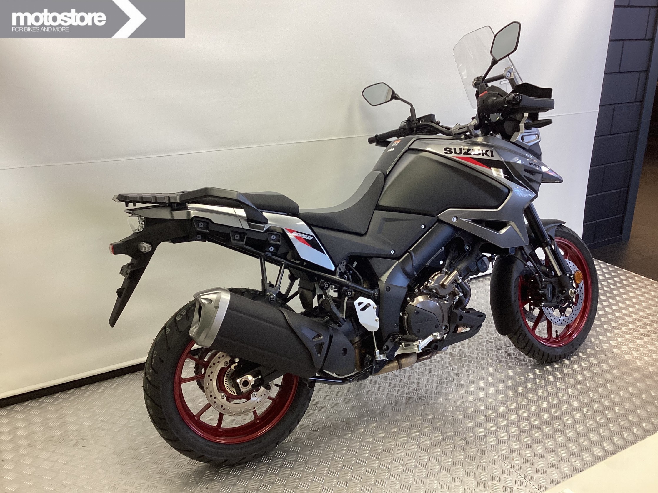 SUZUKI - DL 1050 A