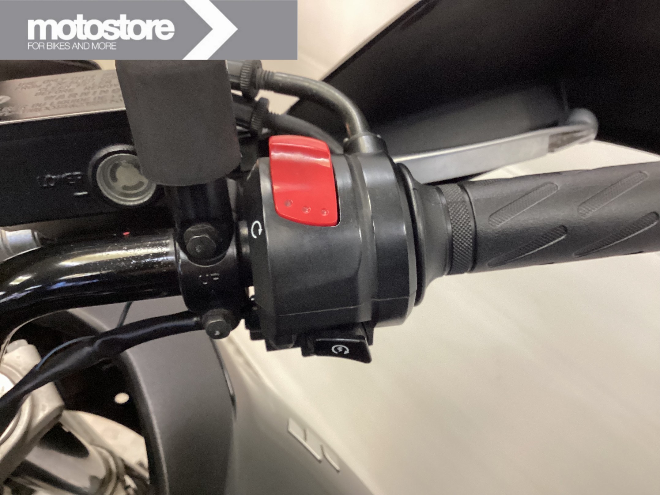 SUZUKI DL 650 V-STROM ABS