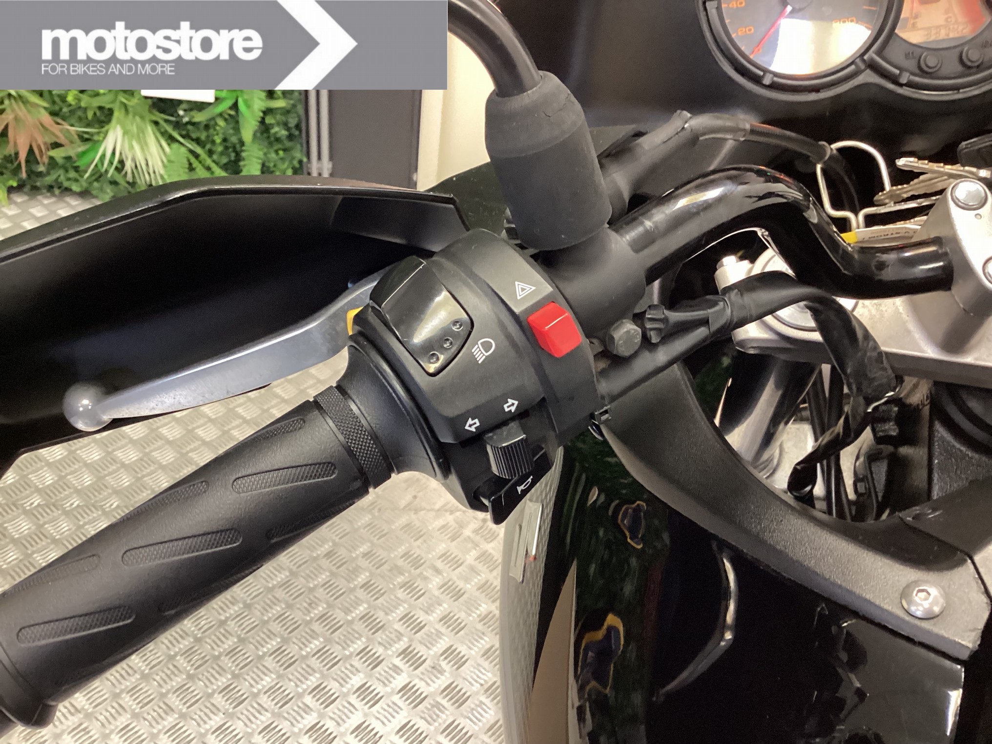 SUZUKI DL 650 V-STROM ABS