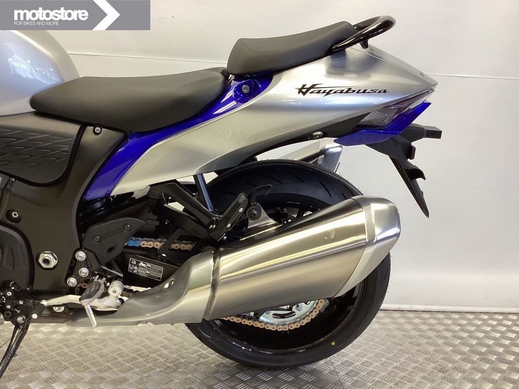 SUZUKI - GSX 1300 R Hayabusa