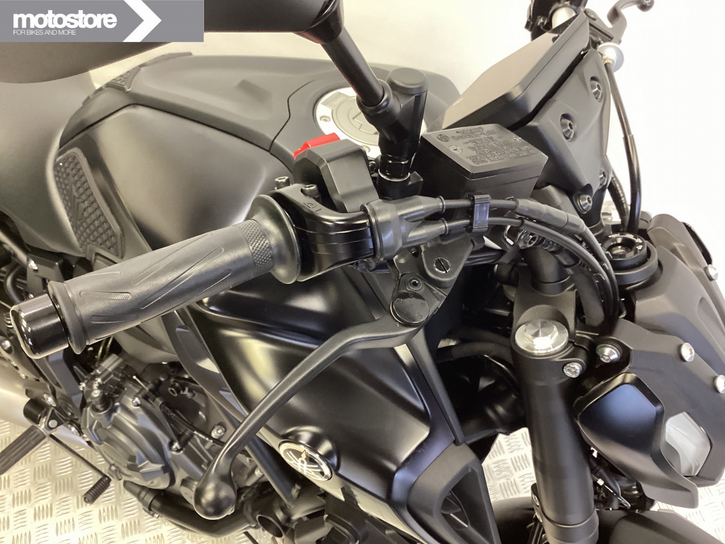 YAMAHA - MT-07 ABS