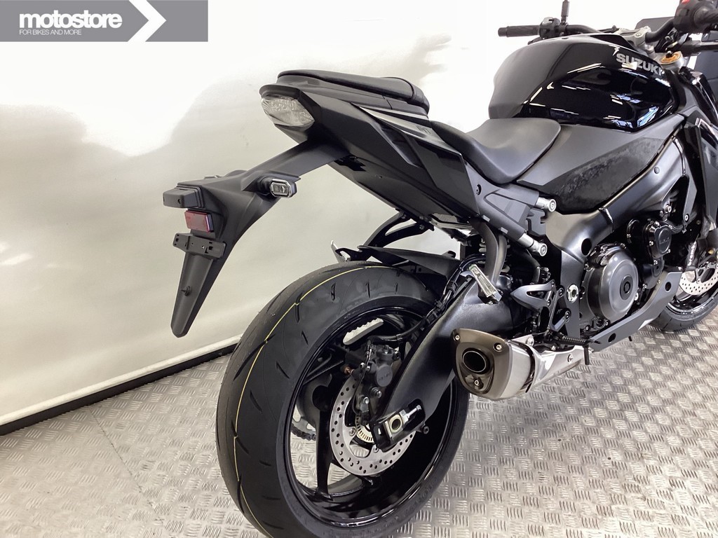 SUZUKI - GSX-S 1000 A