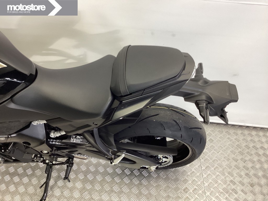 SUZUKI - GSX-S 1000 A