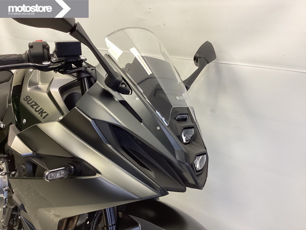 SUZUKI - GSX-8R