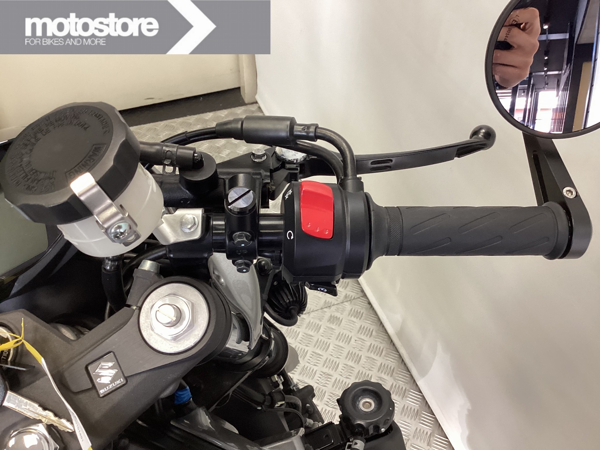 SUZUKI SV 650 XA