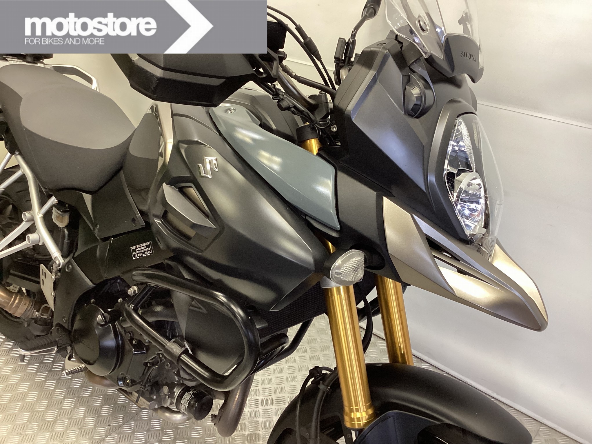 SUZUKI DL 1000 A