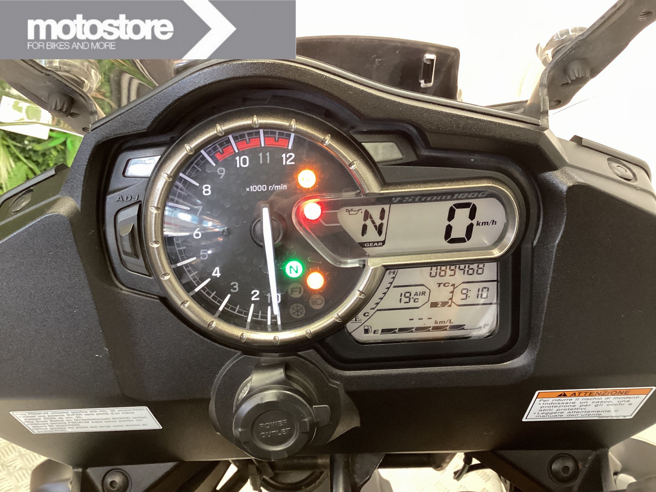SUZUKI DL 1000 A