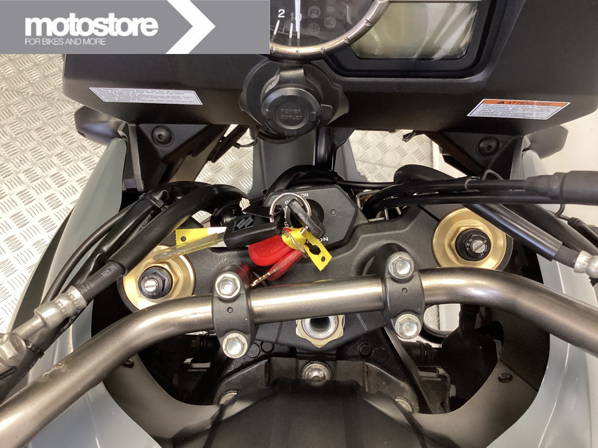 SUZUKI DL 1000 A