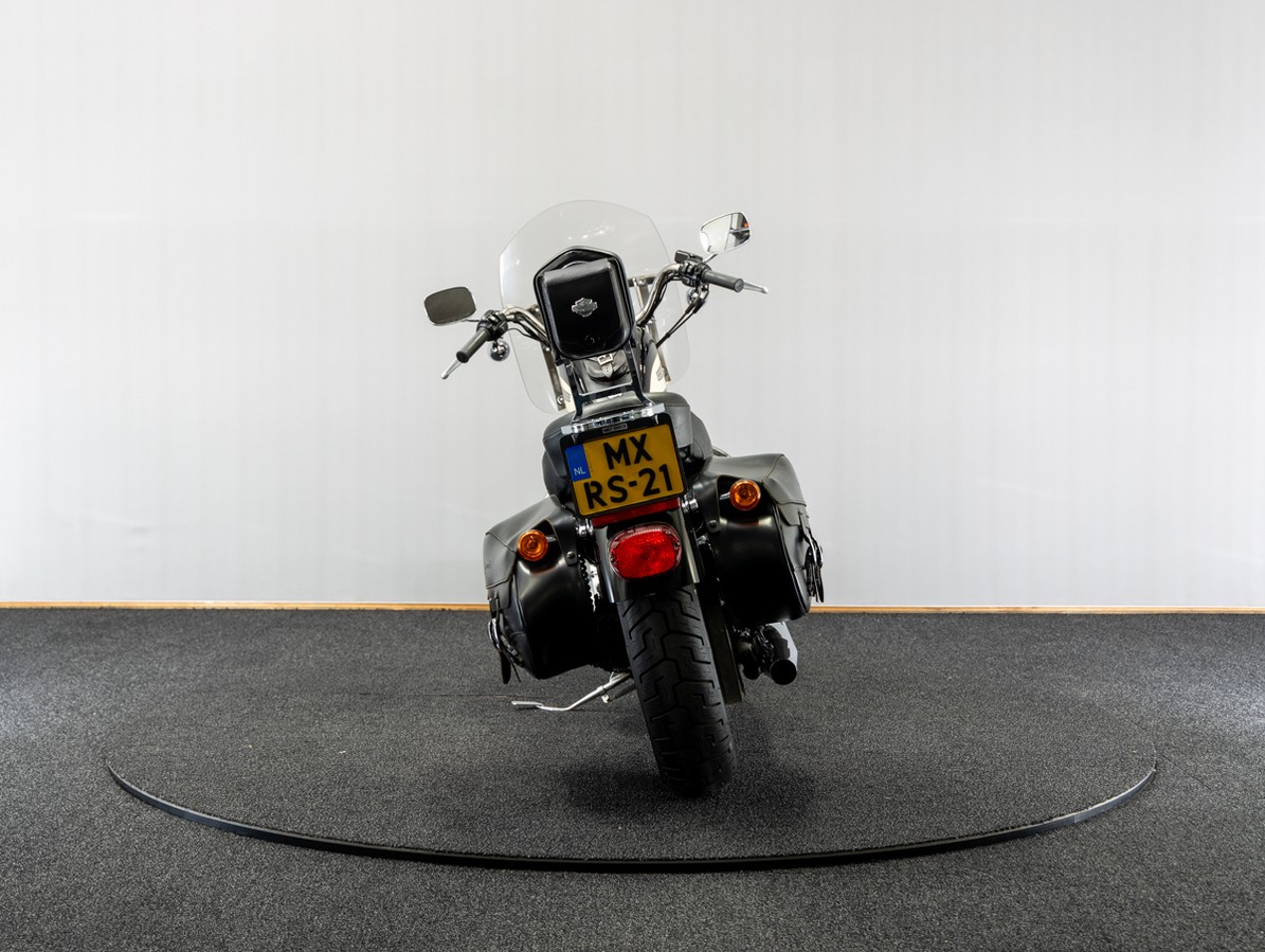 HARLEY-DAVIDSON - XL883L Sportster Low