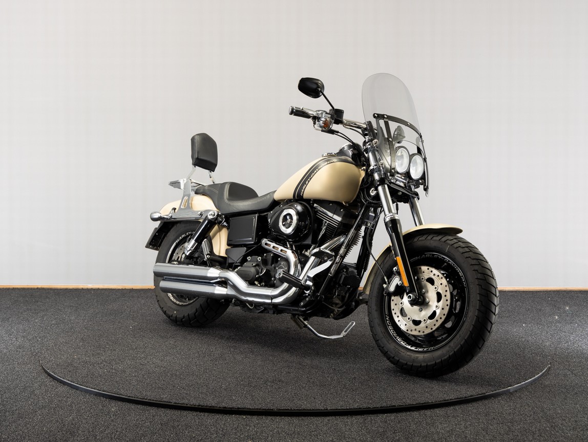 HARLEY-DAVIDSON - FXDF103 Fatbob Pearl