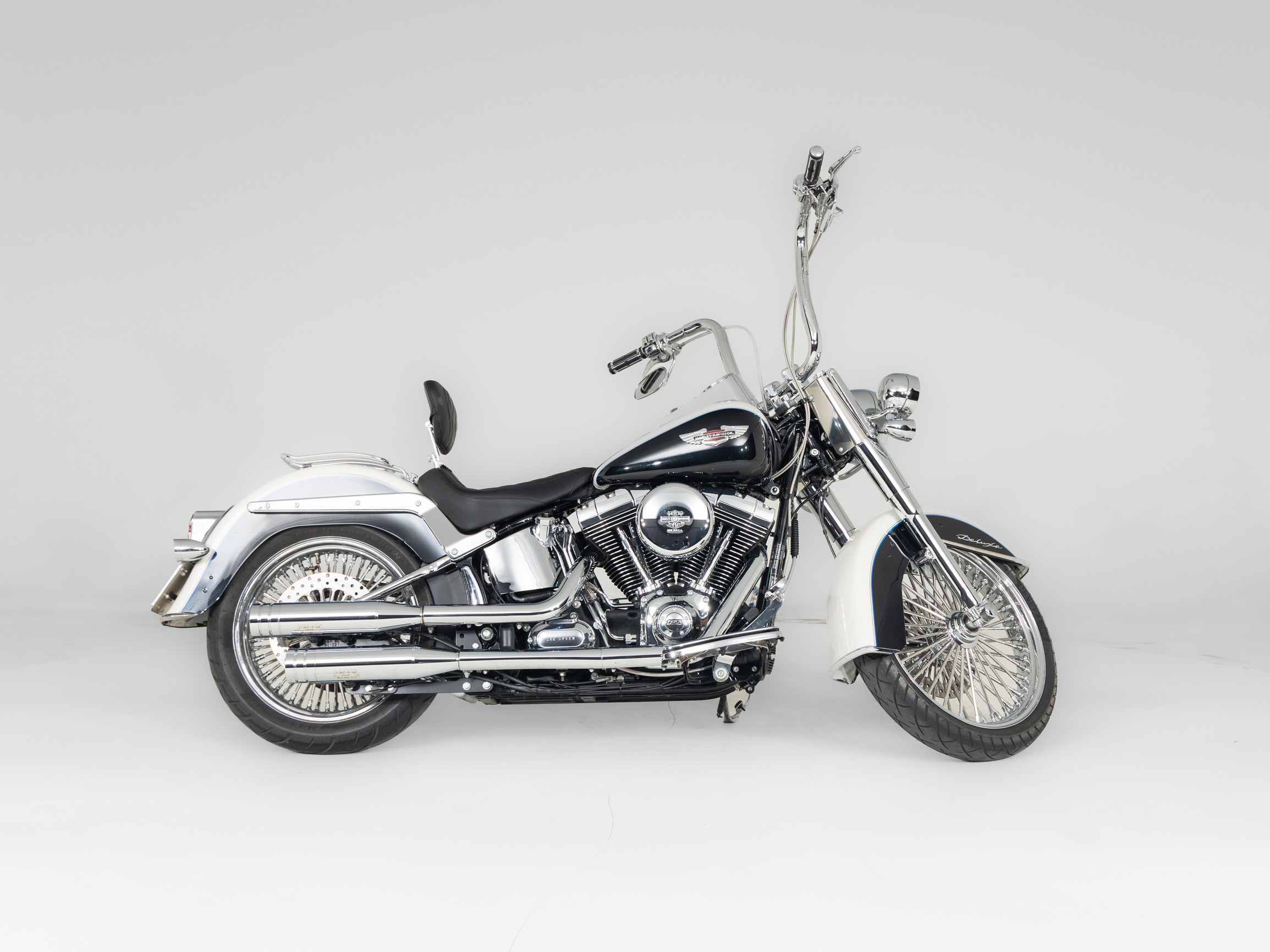 HARLEY-DAVIDSON FLSTN Softail de Luxe