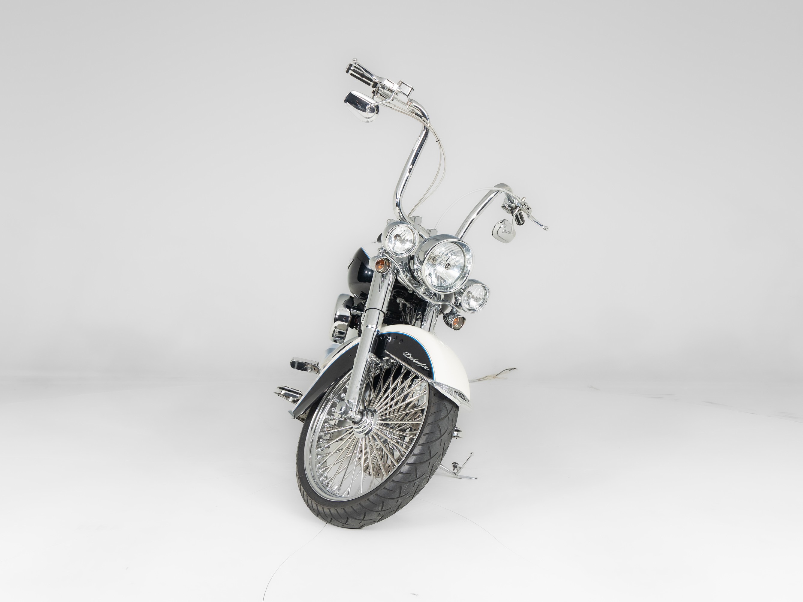HARLEY-DAVIDSON FLSTN Softail de Luxe