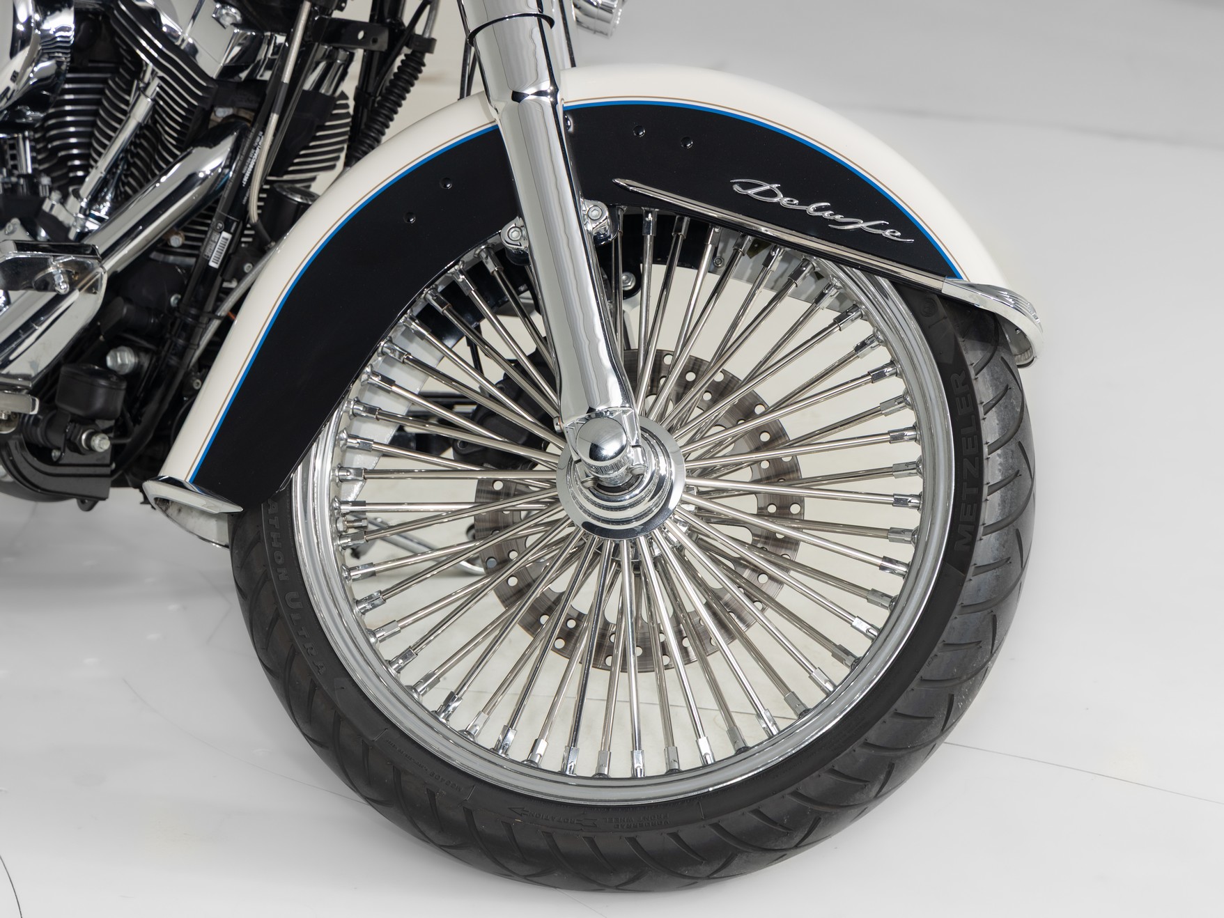 HARLEY-DAVIDSON FLSTN Softail de Luxe