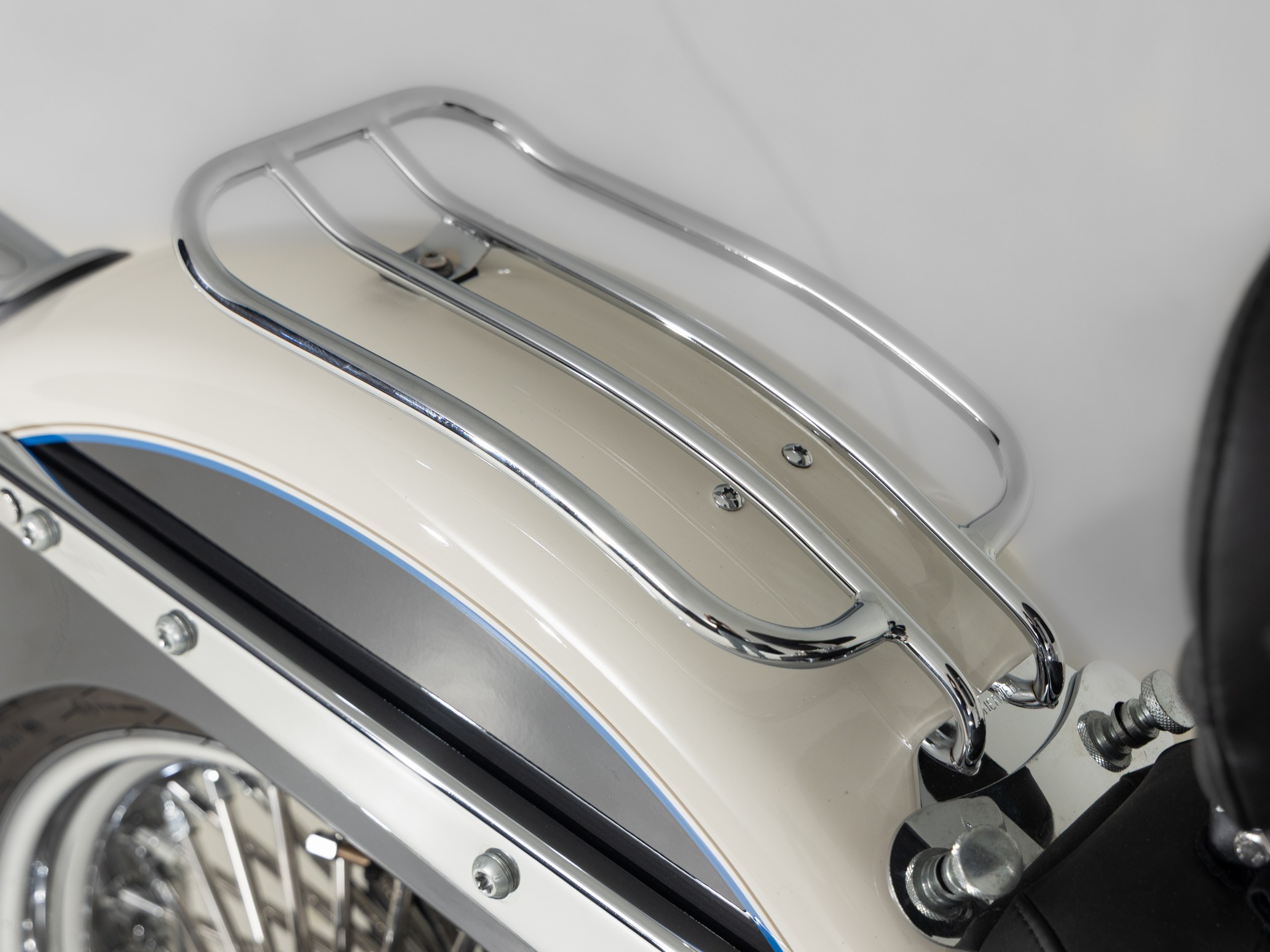 HARLEY-DAVIDSON FLSTN Softail de Luxe