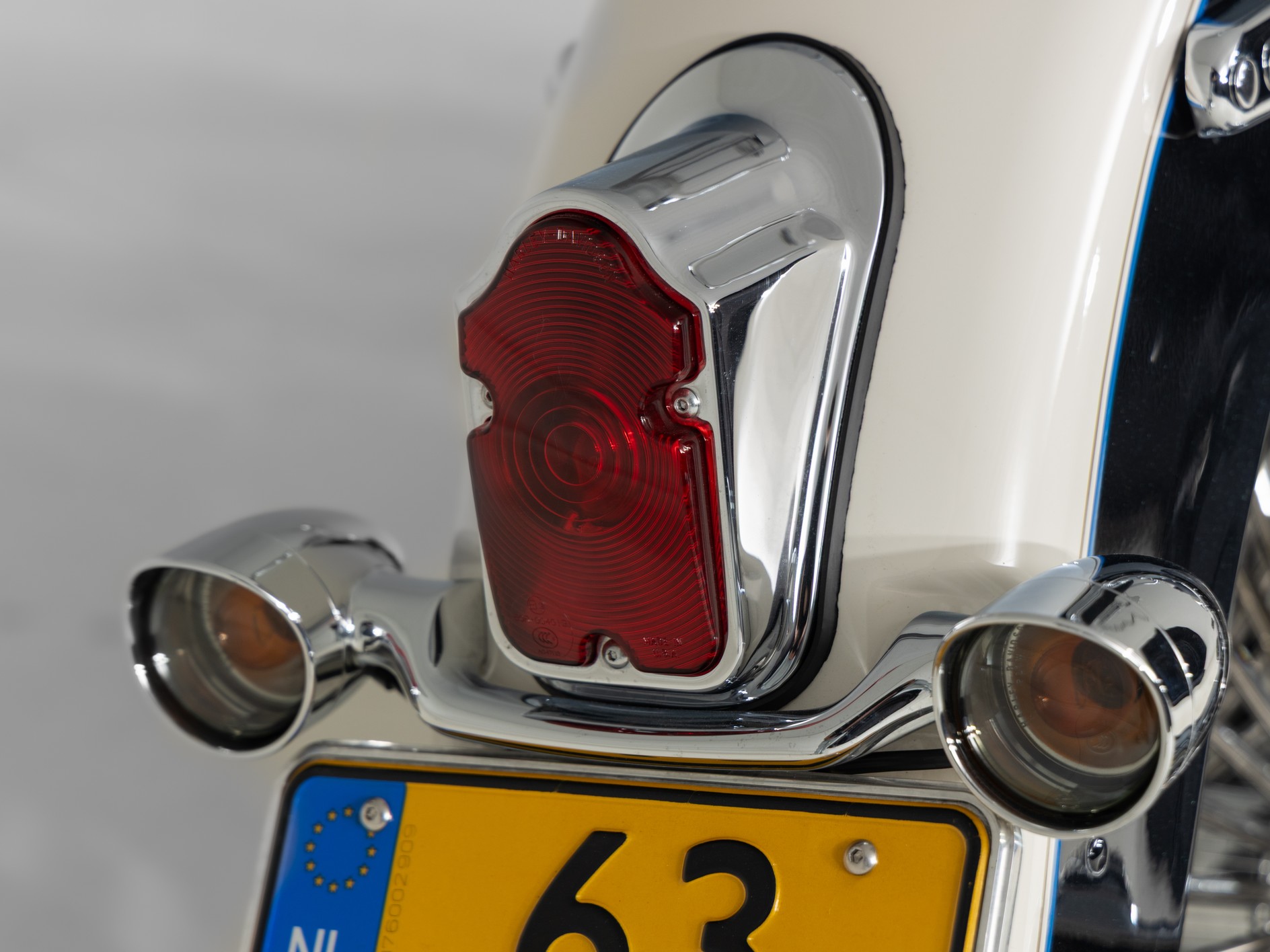 HARLEY-DAVIDSON FLSTN Softail de Luxe