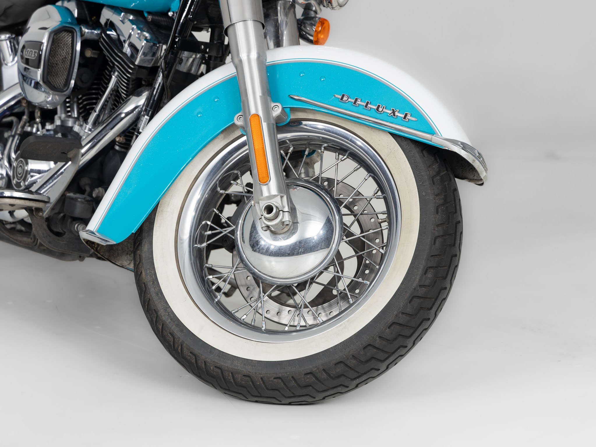 HARLEY-DAVIDSON FLSTN103 Two-Tone