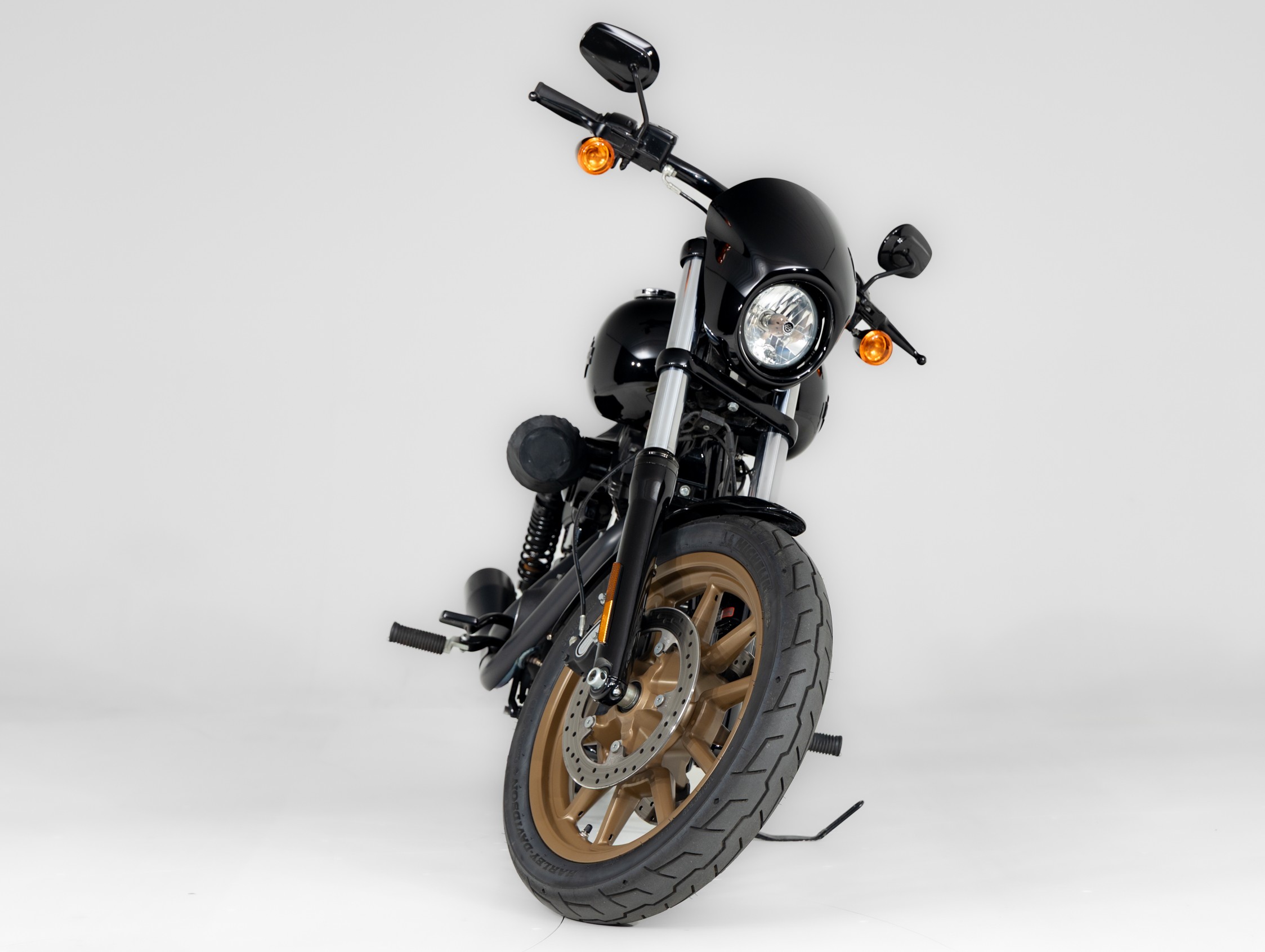 HARLEY-DAVIDSON FXDLS 110 Low Rider Vivid Blac