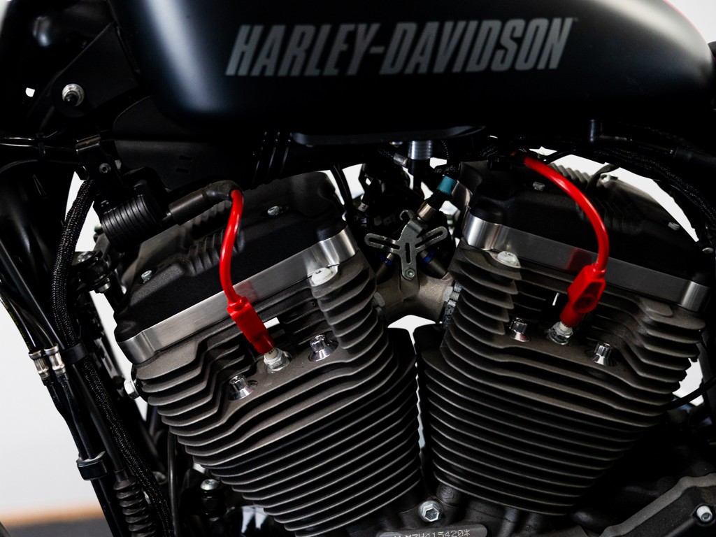 HARLEY-DAVIDSON XL1200CX Solid Color