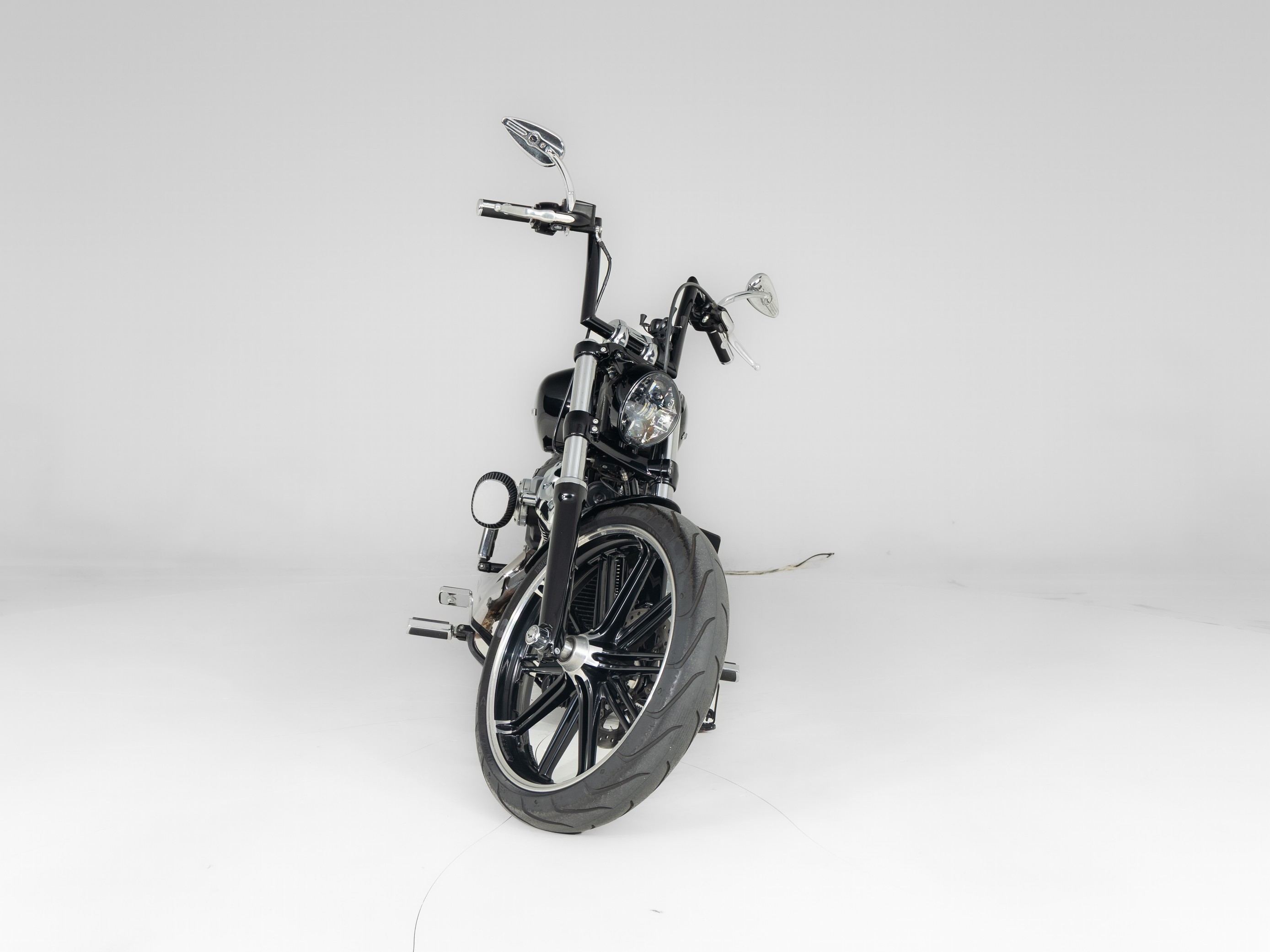 HARLEY-DAVIDSON FXBR Breakout Softail Vivid Bl