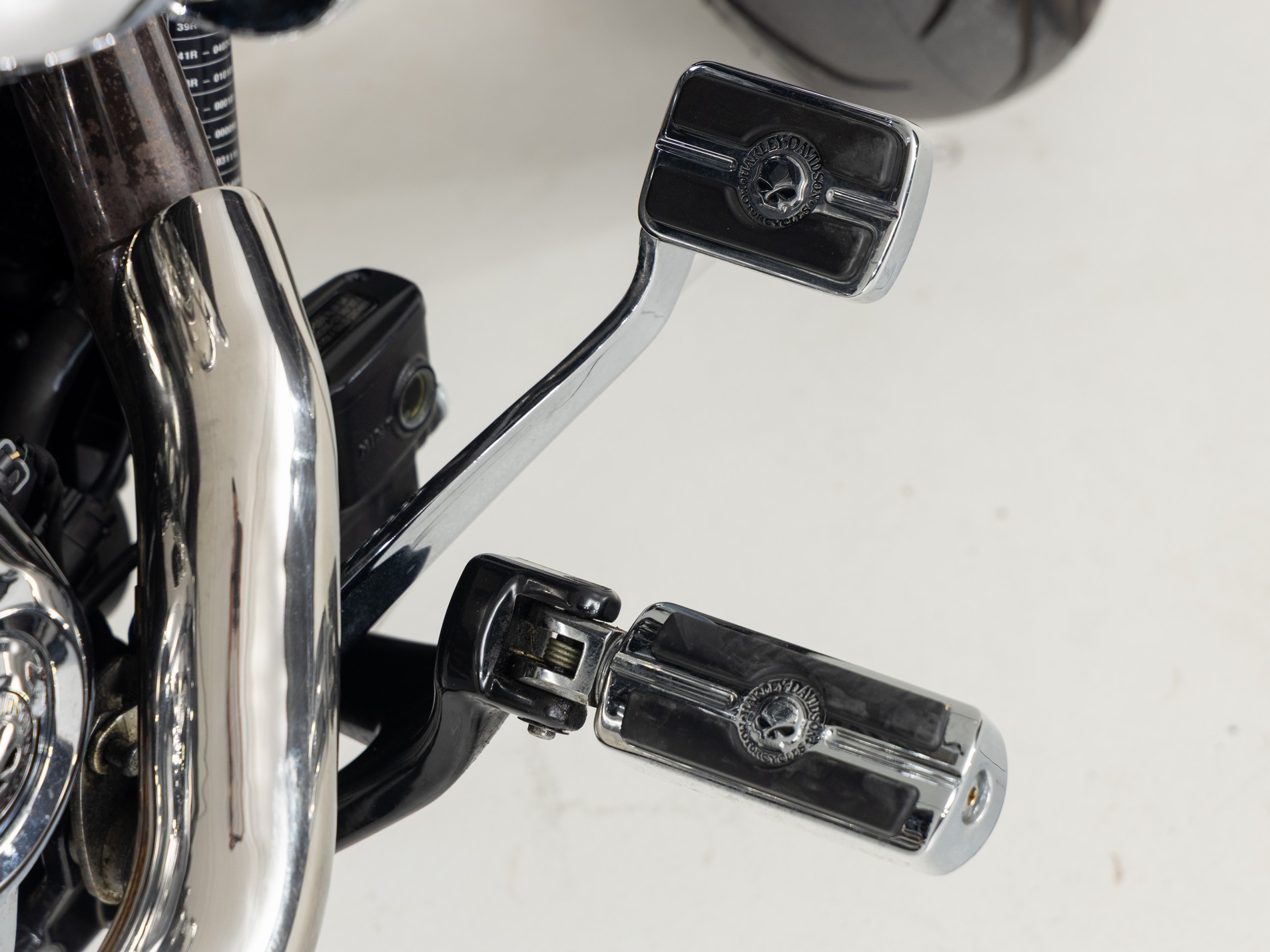 HARLEY-DAVIDSON FXBR Breakout Softail Vivid Bl