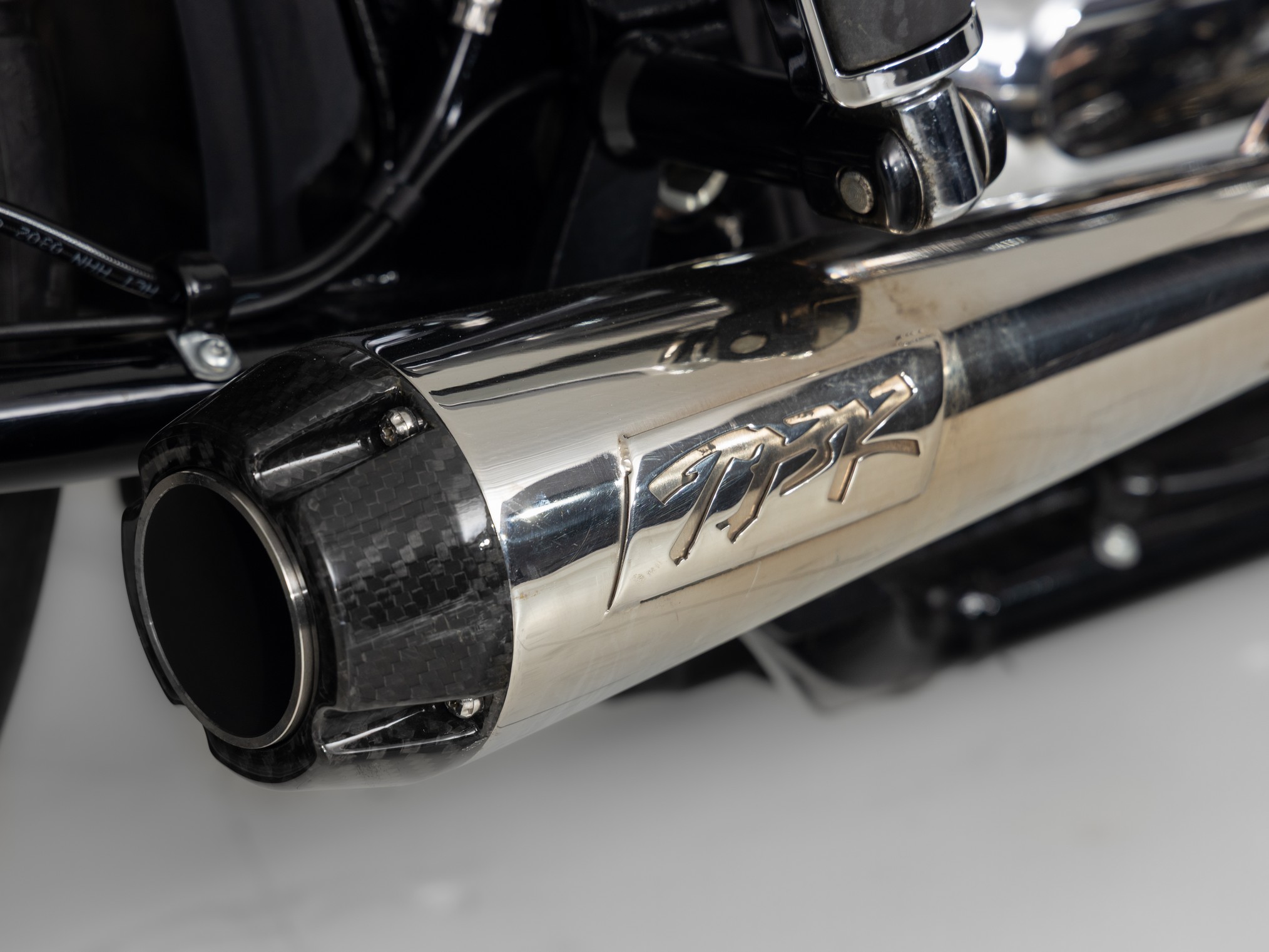 HARLEY-DAVIDSON FXBR Breakout Softail Vivid Bl
