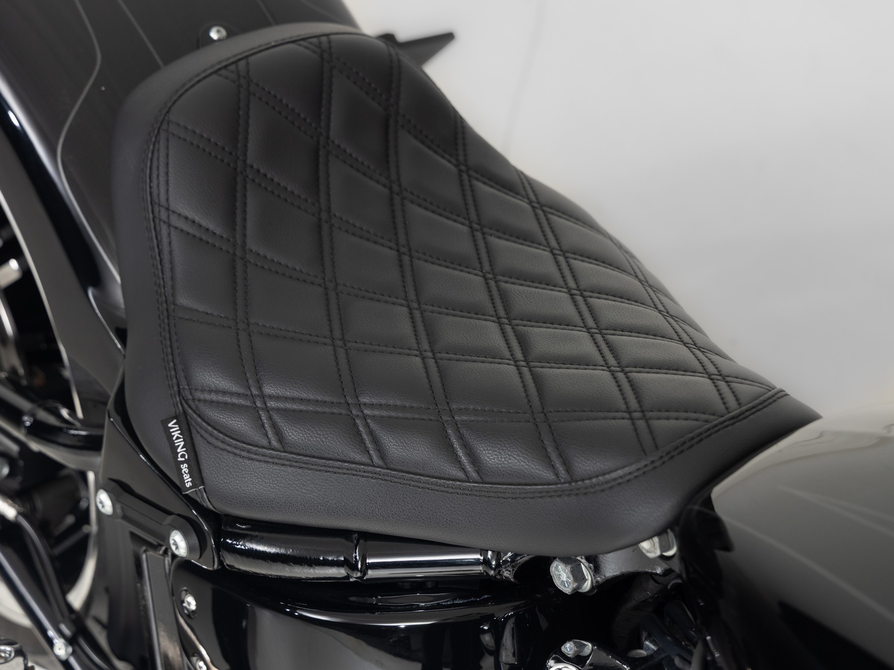 HARLEY-DAVIDSON FXBR Breakout Softail Vivid Bl