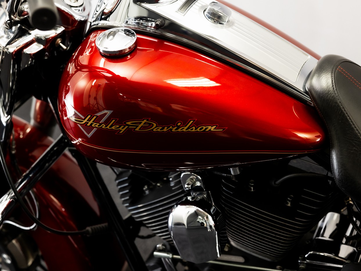 HARLEY-DAVIDSON FLHR Road King