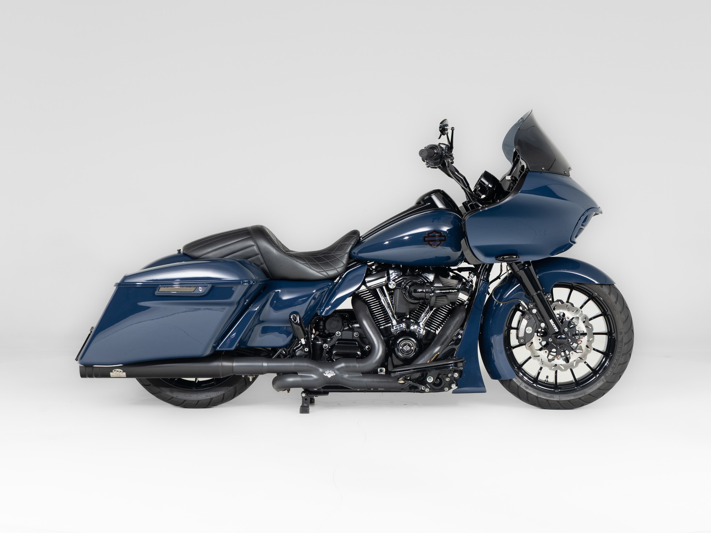 HARLEY-DAVIDSON FLTRXS Road Glide Special Soli