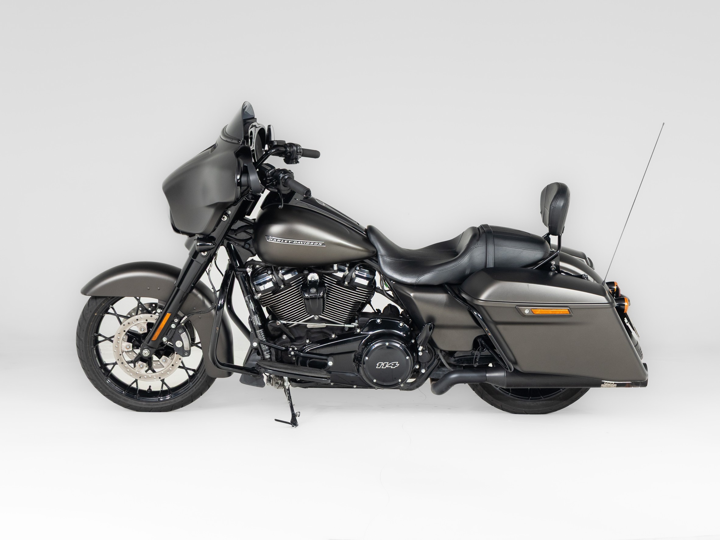 HARLEY-DAVIDSON FLHXS Street Glide Special Sol