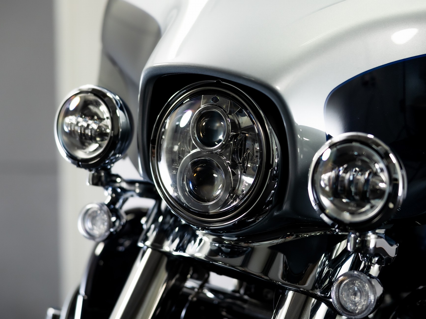 HARLEY-DAVIDSON FLHTK Ultra Limited Two-Tone