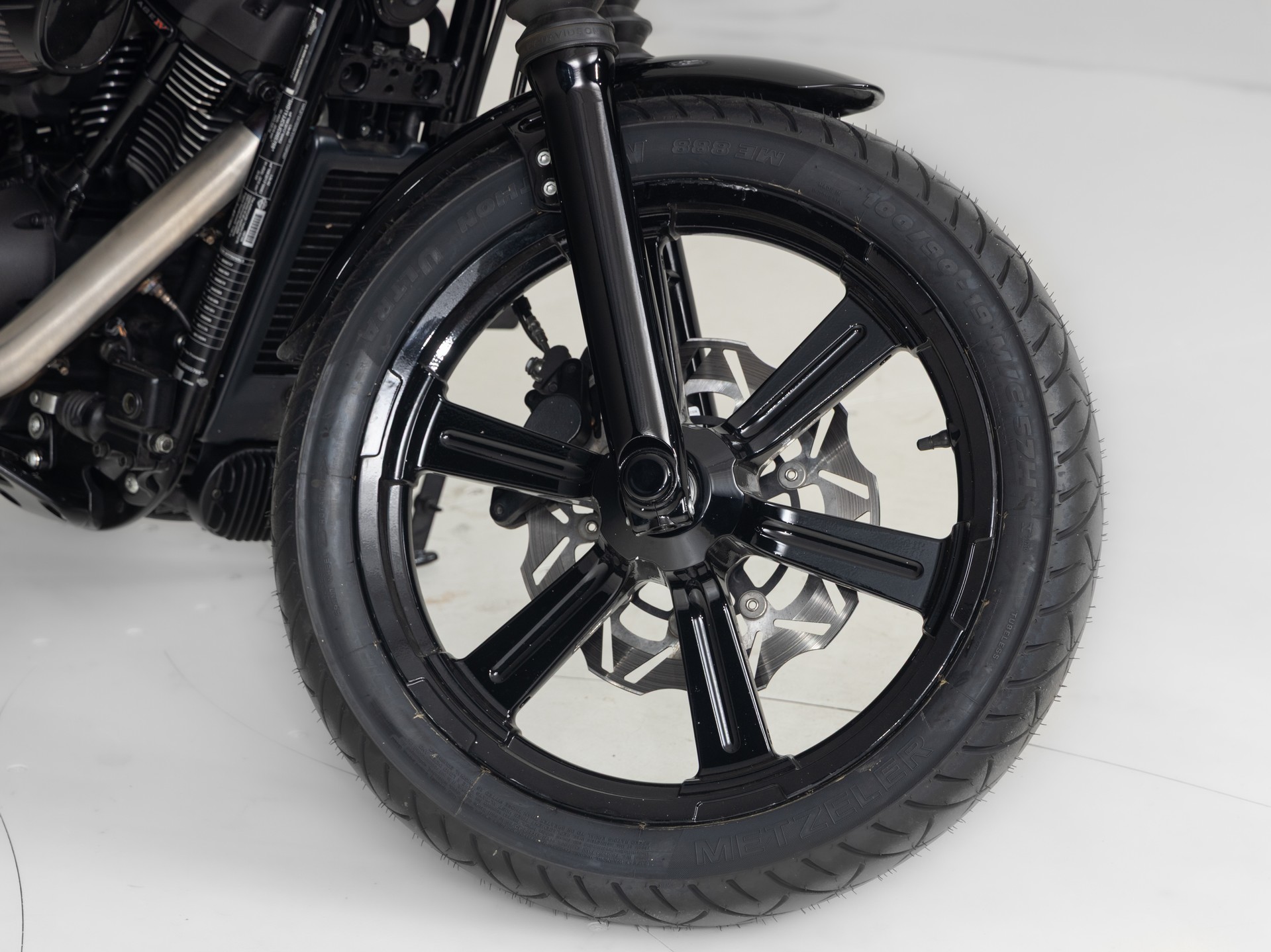 HARLEY-DAVIDSON FXBB SOFTAIL Street Bob