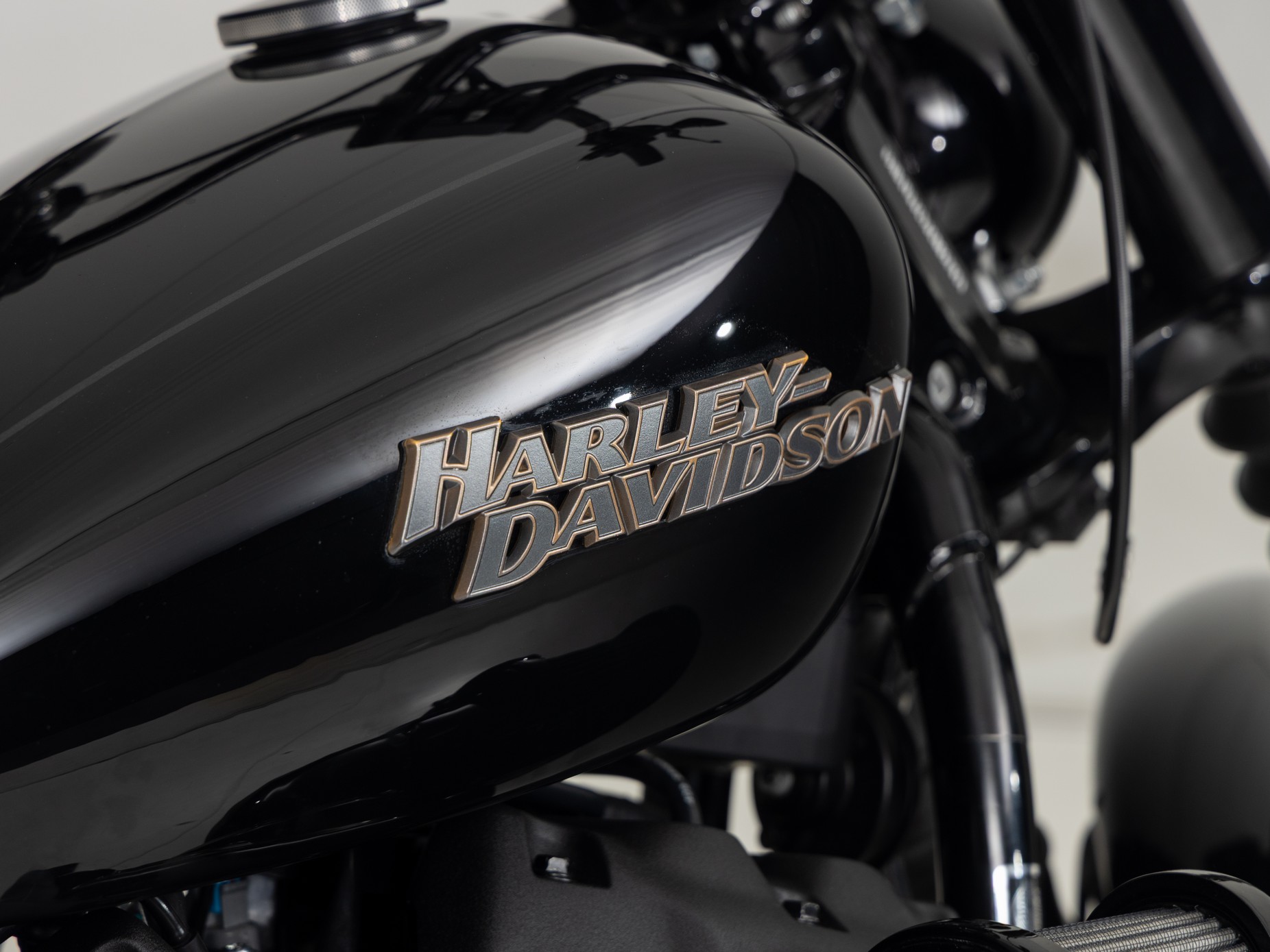 HARLEY-DAVIDSON FXBB SOFTAIL Street Bob