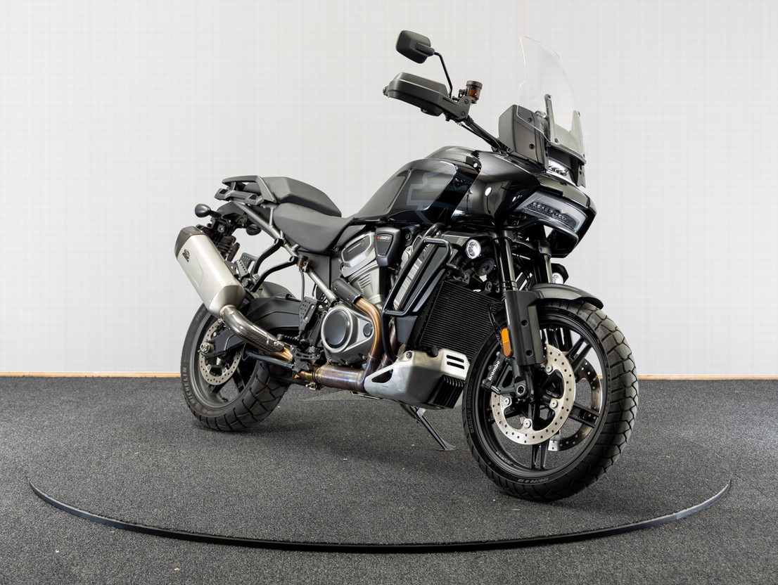 HARLEY-DAVIDSON Pan America S