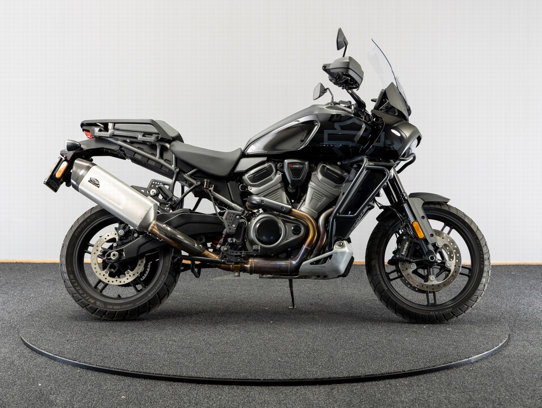 HARLEY-DAVIDSON Pan America S