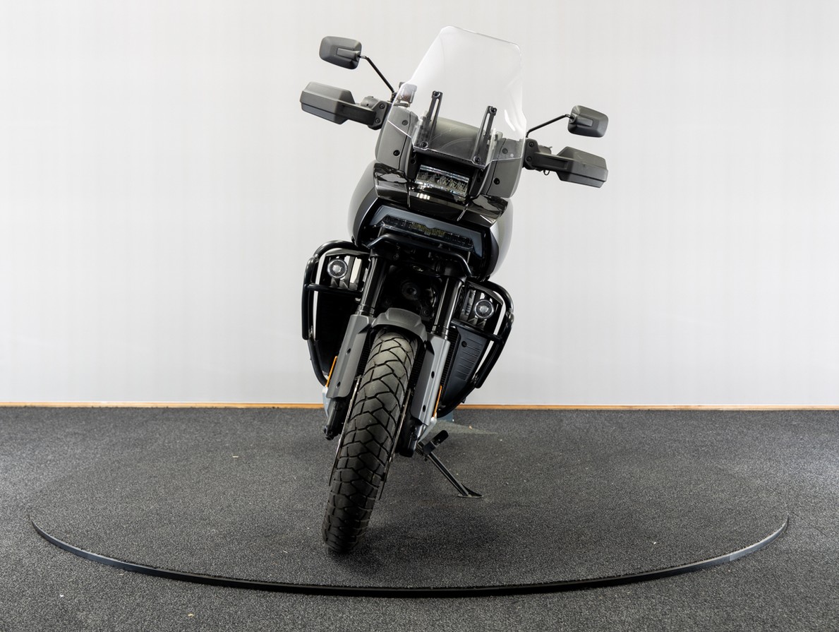 HARLEY-DAVIDSON Pan America S