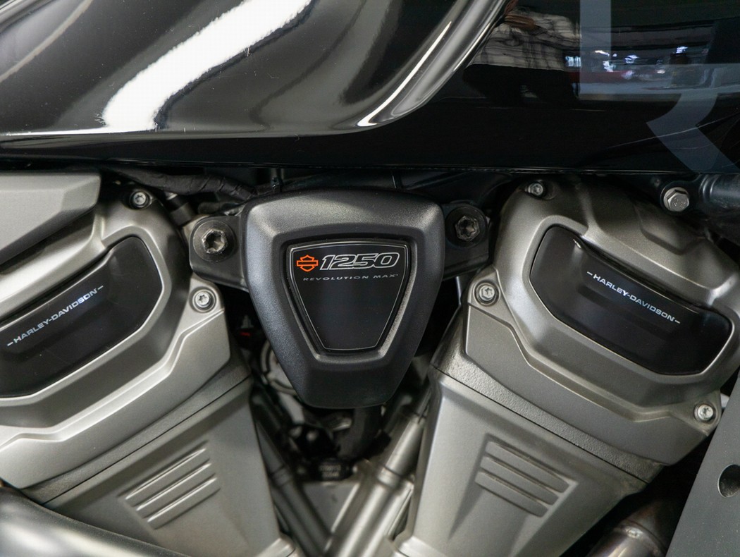 HARLEY-DAVIDSON Pan America S