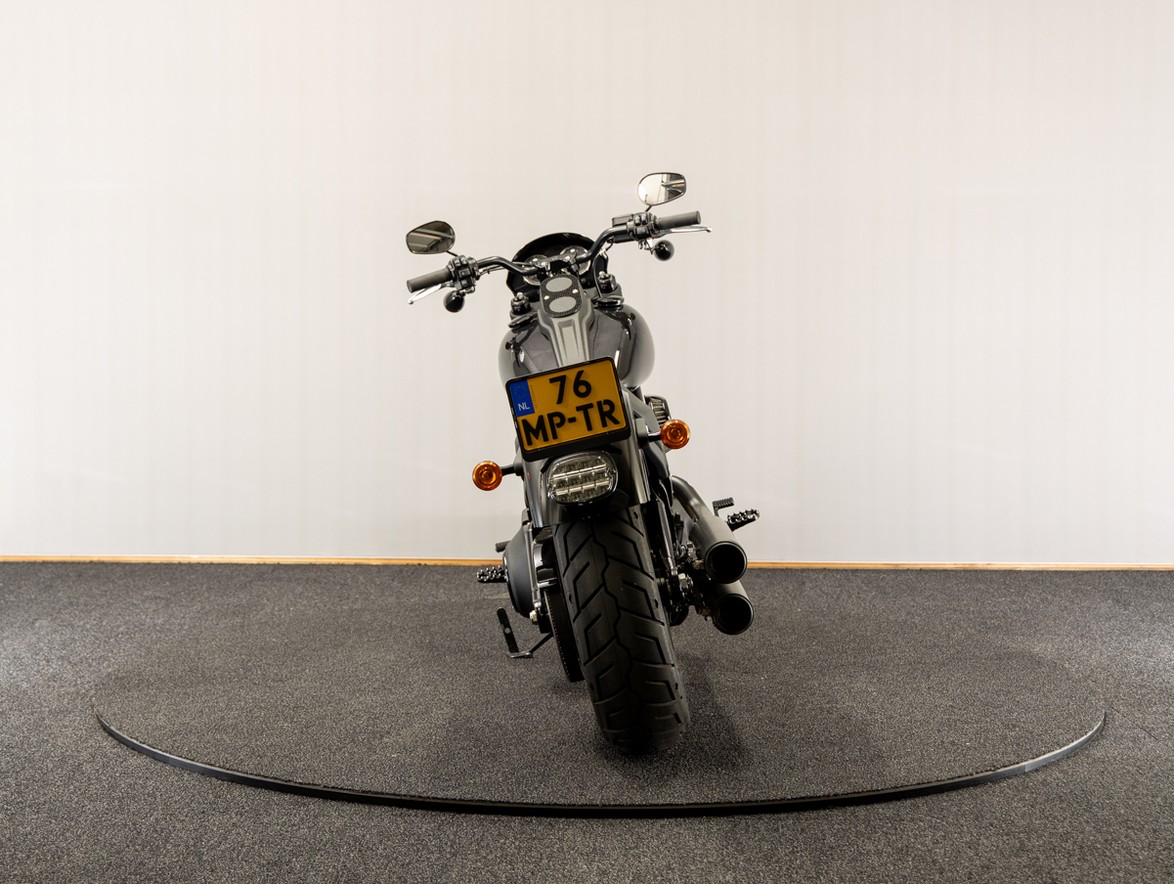HARLEY-DAVIDSON FXLRS Low Rider S Vivid Black