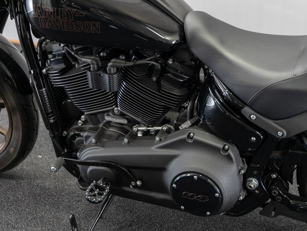 HARLEY-DAVIDSON FXLRS Low Rider S Vivid Black