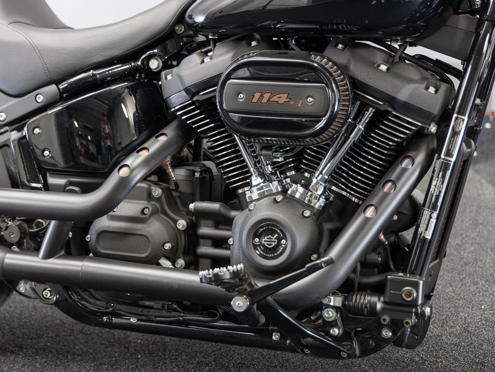 HARLEY-DAVIDSON FXLRS Low Rider S Vivid Black