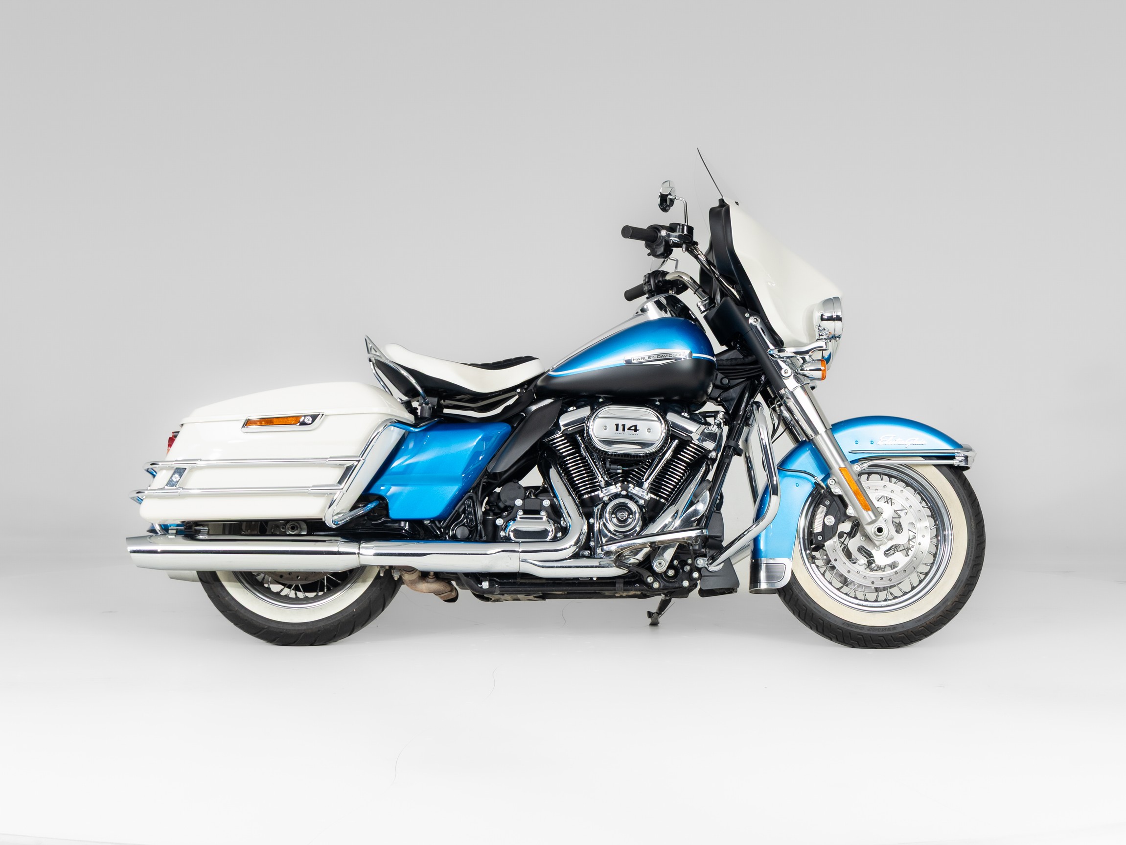HARLEY-DAVIDSON FLT Electra Glide Rivival