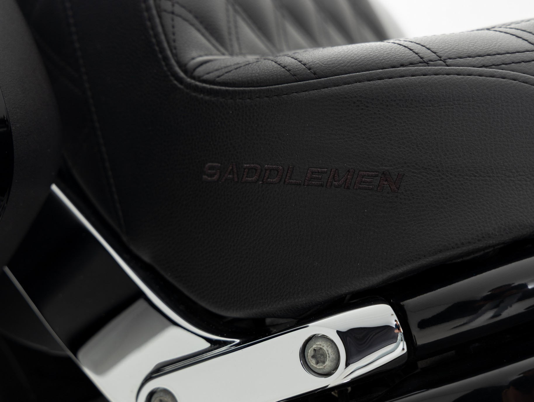 HARLEY-DAVIDSON FLSB Sport Glide Solid Color