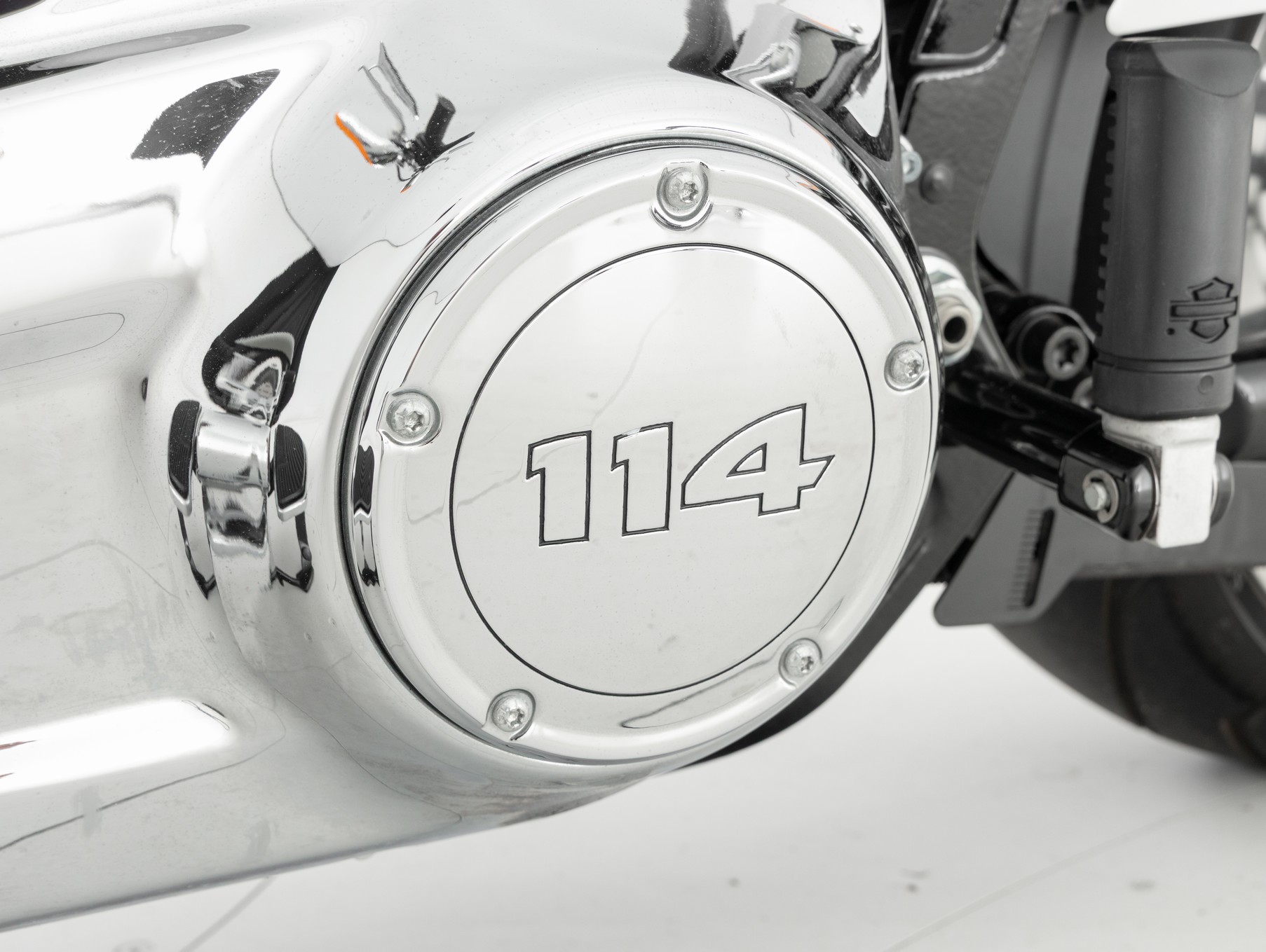HARLEY-DAVIDSON FLFBS Fat Boy 114 Solid Colour