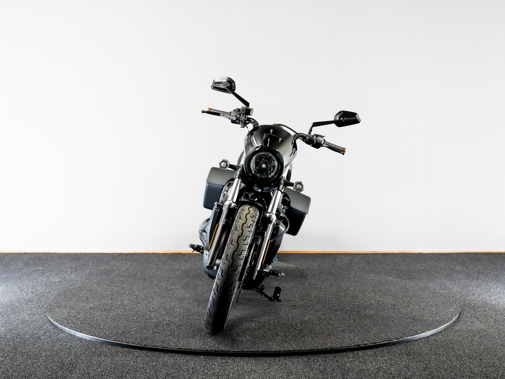 HARLEY-DAVIDSON - RH975 Vivid Black