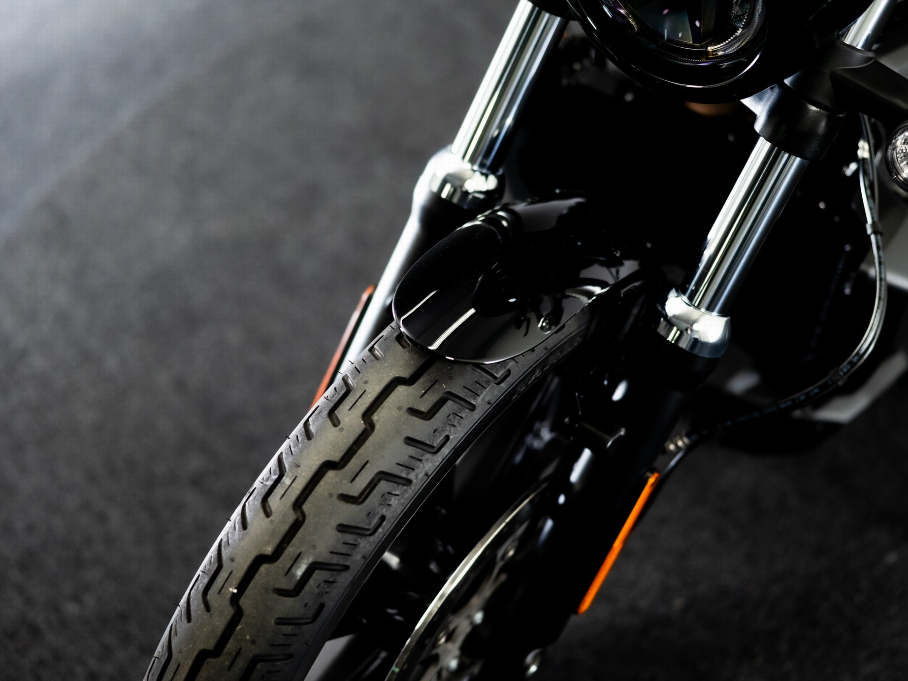 HARLEY-DAVIDSON - RH975 Vivid Black
