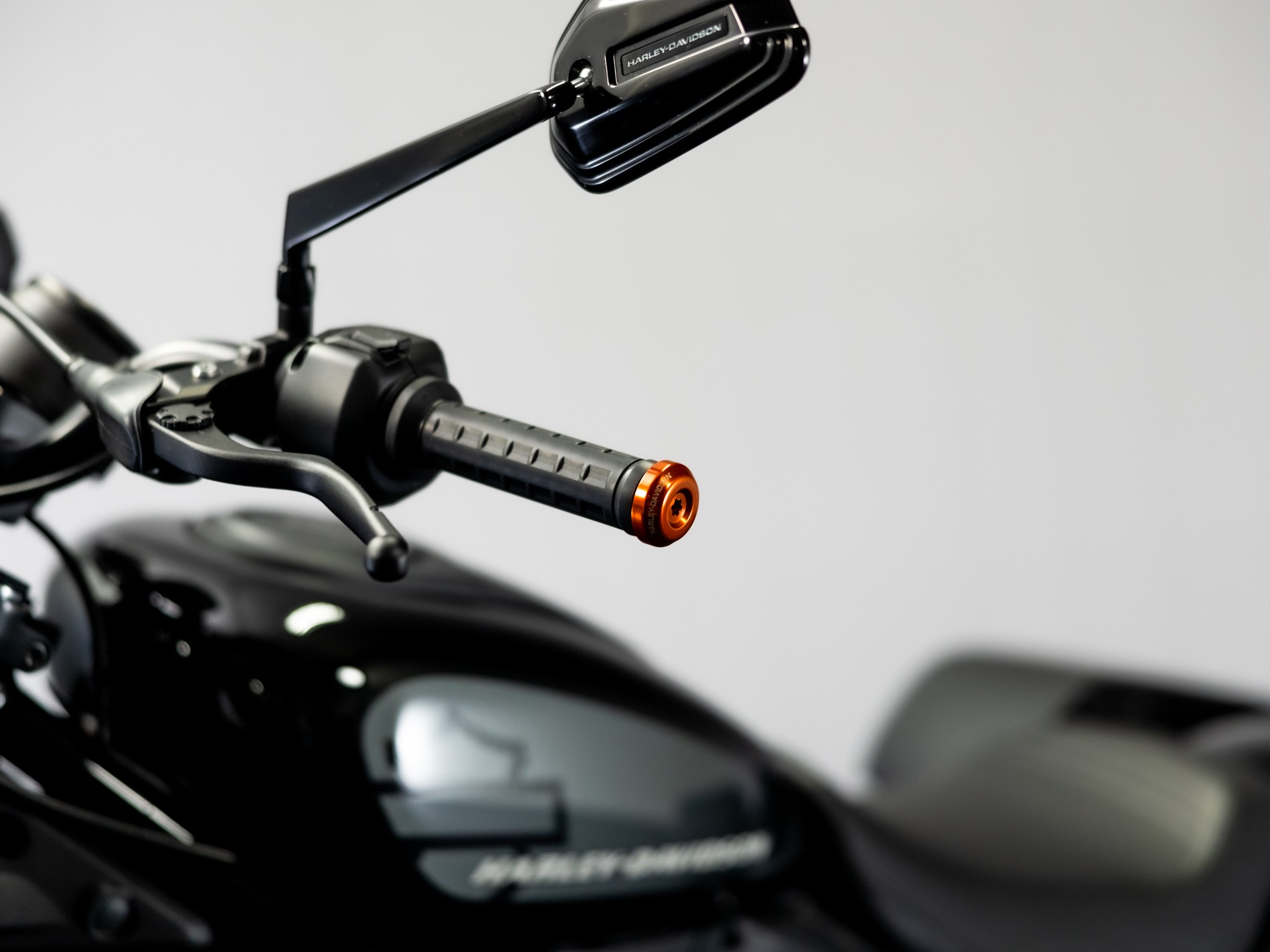 HARLEY-DAVIDSON - RH975 Vivid Black