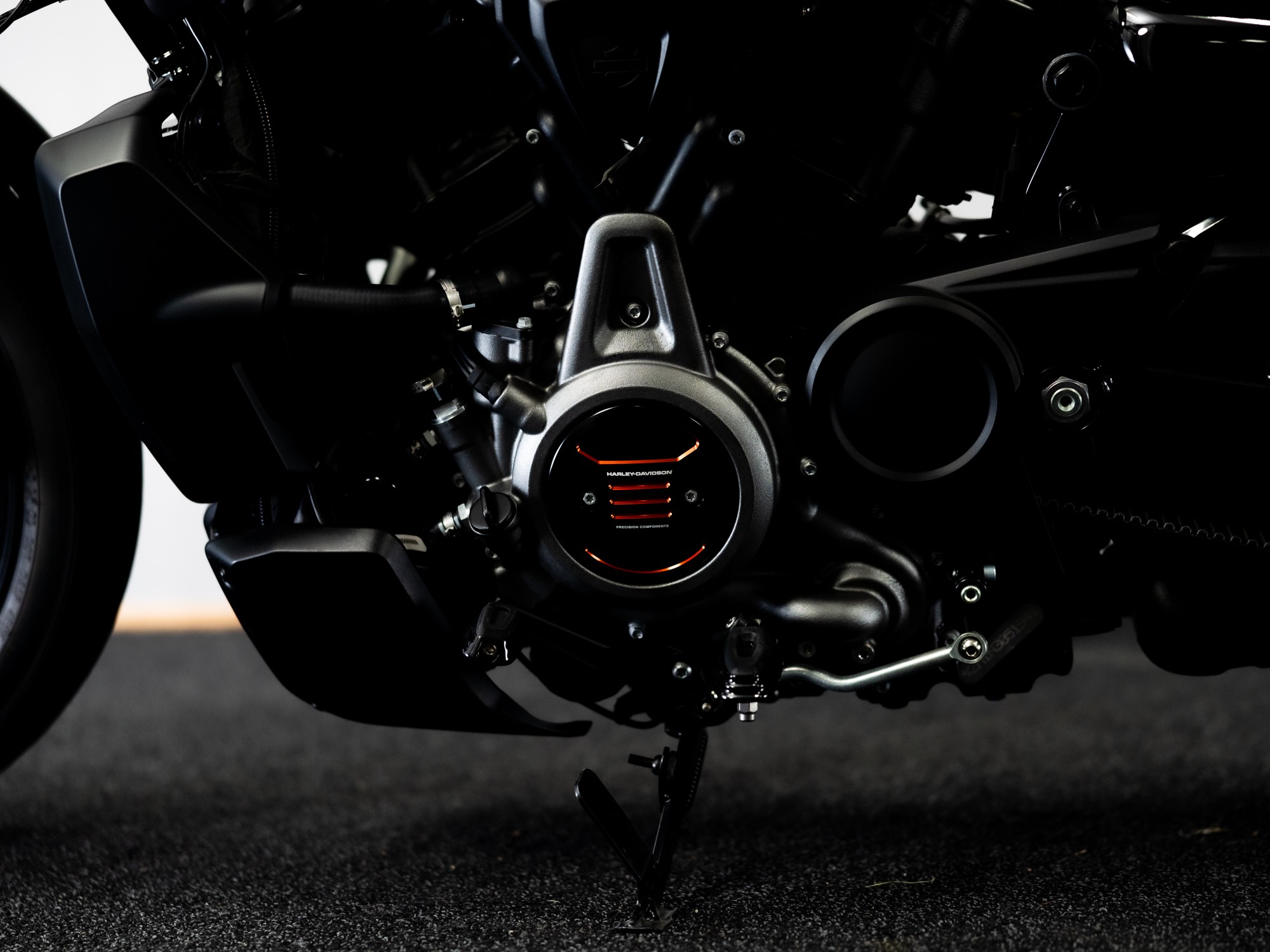 HARLEY-DAVIDSON - RH975 Vivid Black