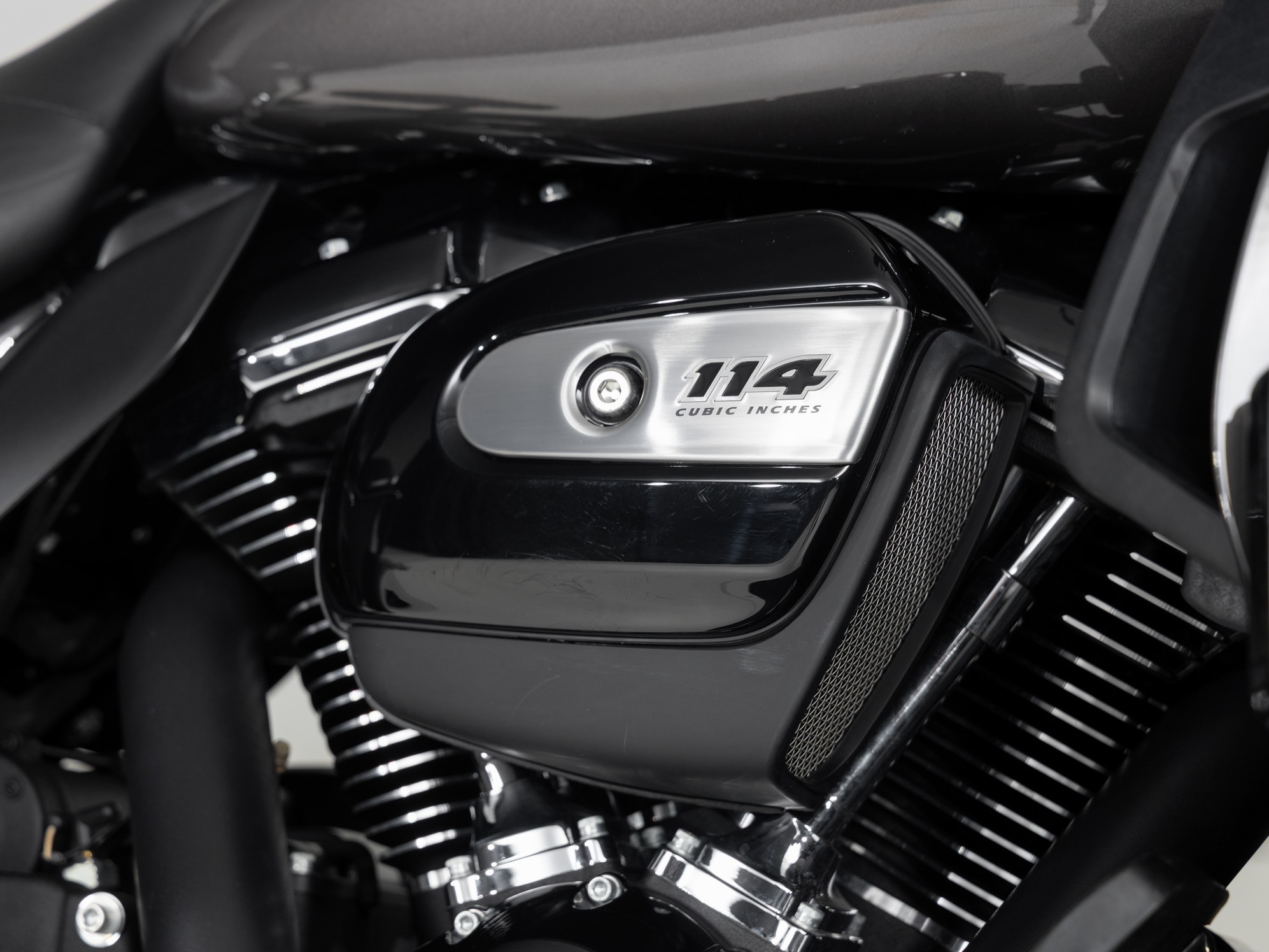HARLEY-DAVIDSON FLHTK Ultra Limited Vivid Blac