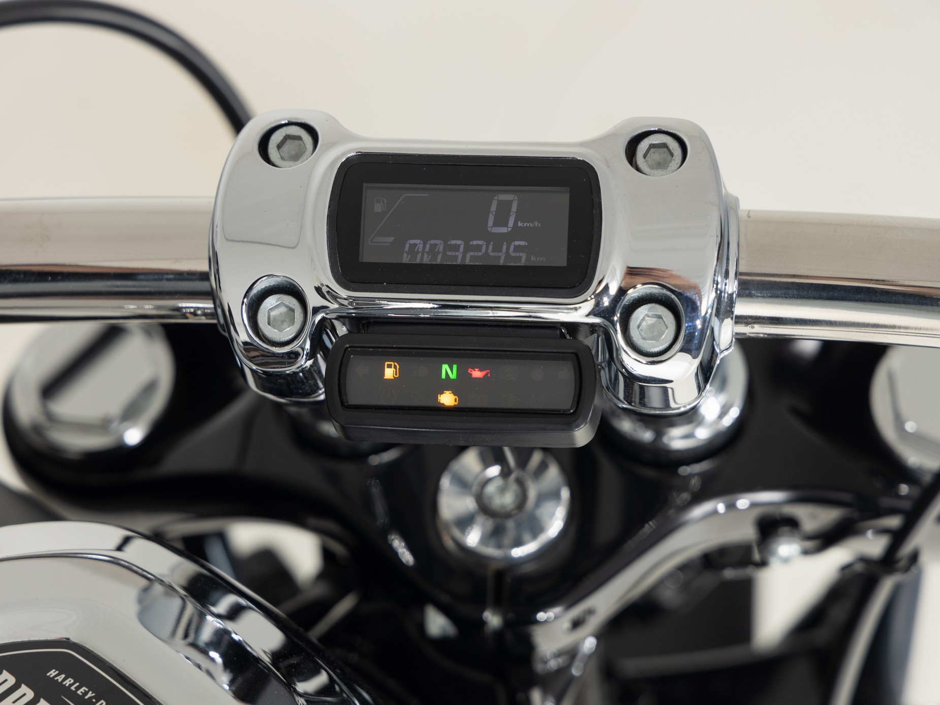 HARLEY-DAVIDSON FXBR Breakout Softail Solid Co