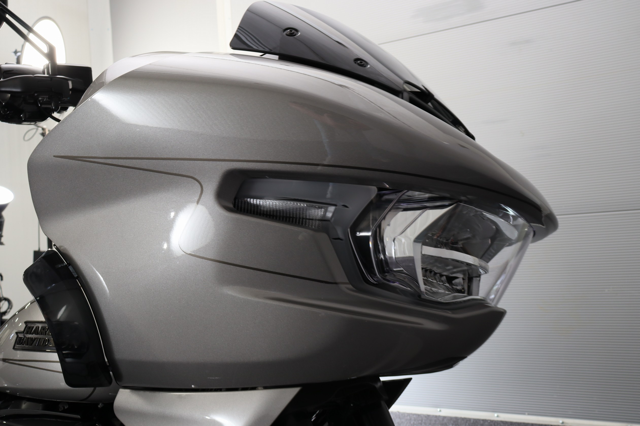 HARLEY-DAVIDSON FLTRXSE CVO Road Glide Custom