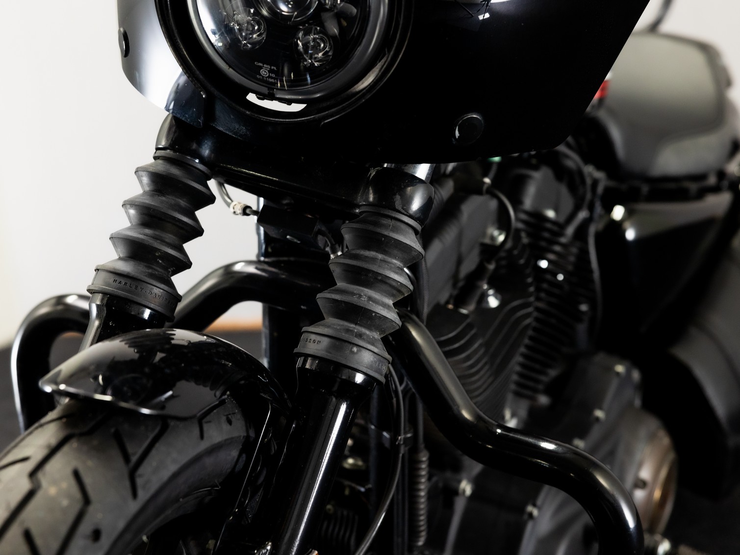 HARLEY-DAVIDSON - XL1200N Iron